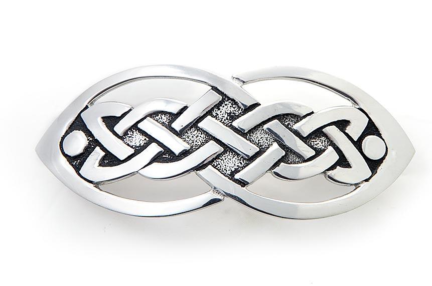 Celtic hair clip with typical Celtic pattern