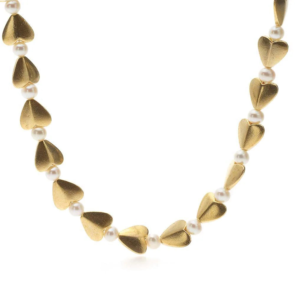 Bactrian heart necklace with pearls